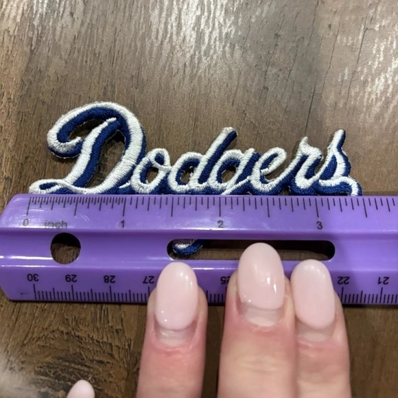 Vtg LA DODGERS EMBROIDERED Iron On PATCH MLB BASEBALL - Picture 3 of 5